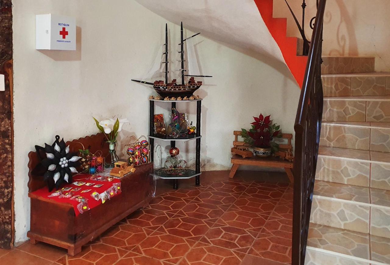 Villa Senda Monarca Senguio Esterno foto
