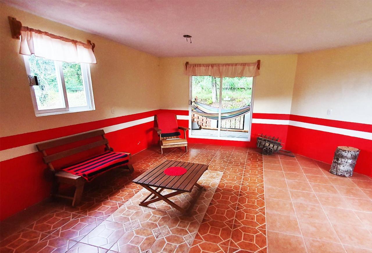Villa Senda Monarca Senguio Esterno foto
